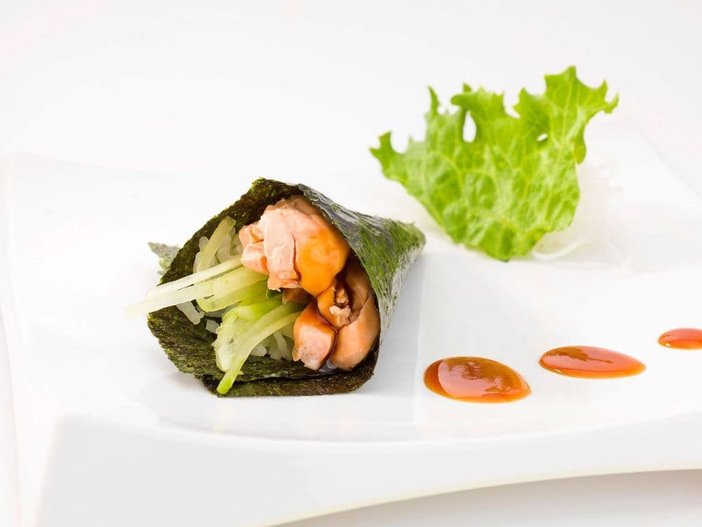 92H.Mushroom Tempura Hand Roll