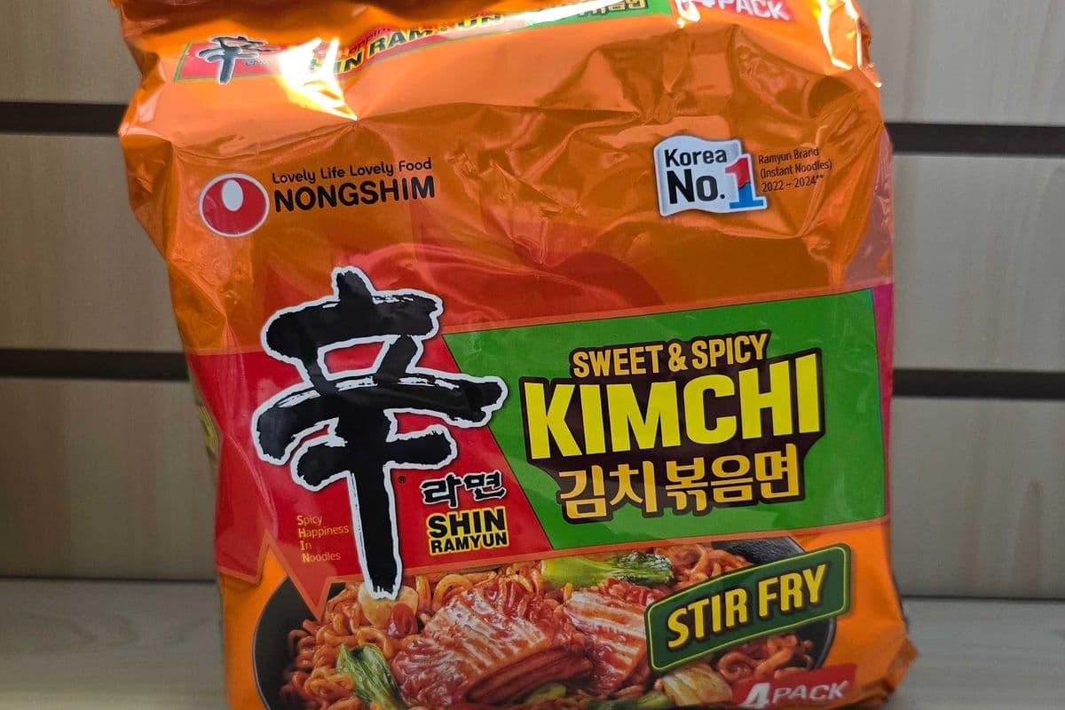NONGSHIM Kimchi Shin Ramen (4 Packs)