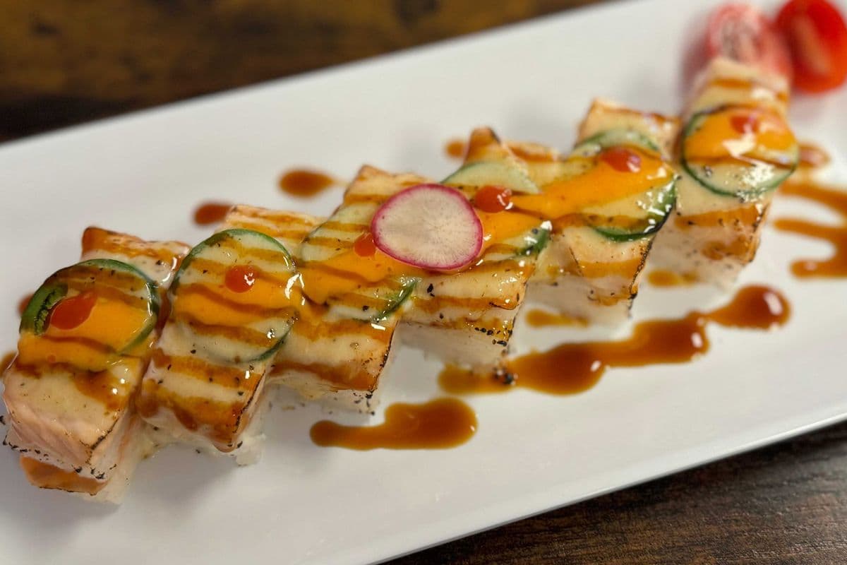 Salmon Oshi