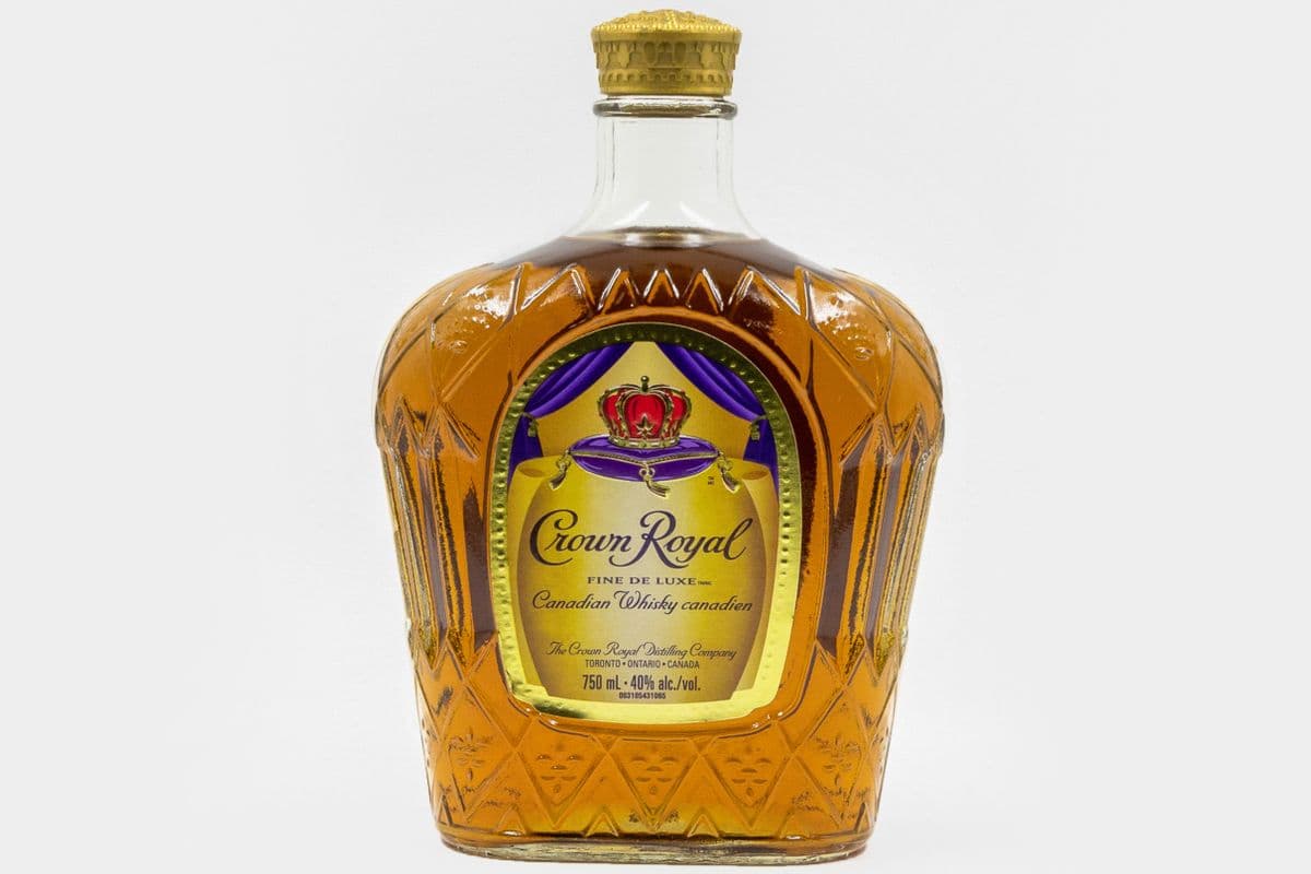 Crown Royal (750 ml) (1 x 750ml)