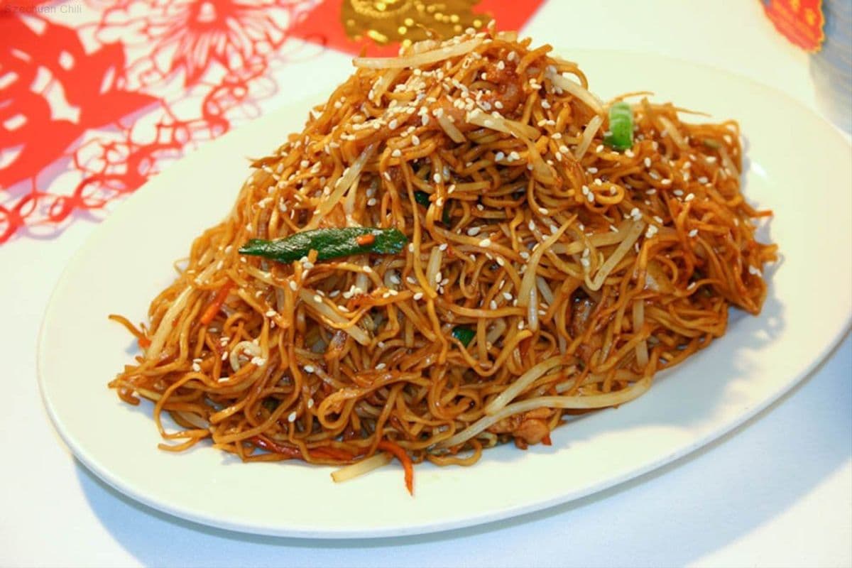 Shredded Chicken Chow Mein 鸡丝炒面