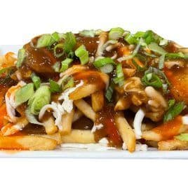 Vegan Buffalo Chicken Poutine
