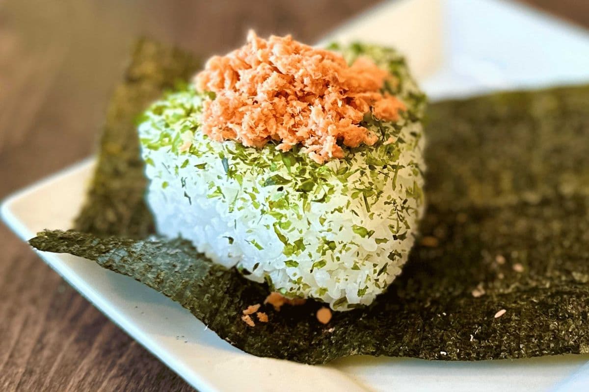 Salmon Onigiri