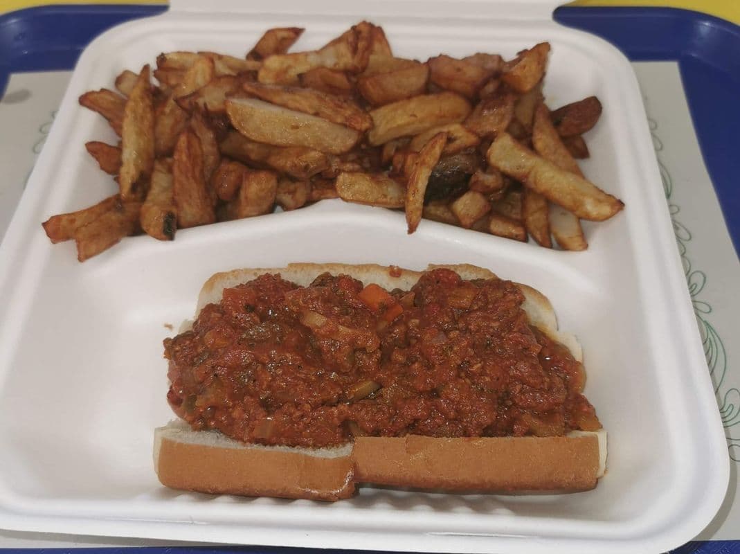 Hot-dog michigan sauce italienne / Michigan Italian Sauce