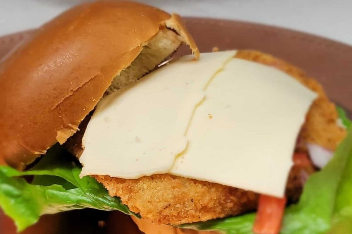 Crispy Tikka Masala Chicken Burger