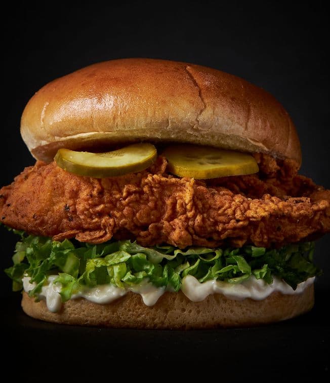 Burger Only CLASSIC CHICKEN SANDWICH - CALS 650