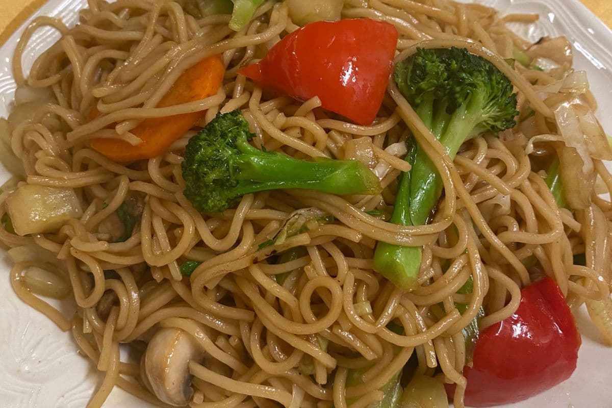 Mixed Vegetable Lo Mein