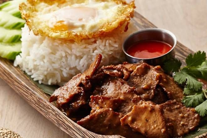 Nua Gra Teaum (Garlic Beef)