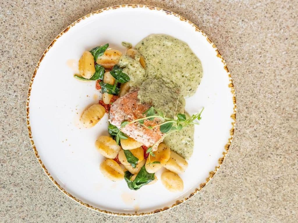 TUSCAN PISTACHIO SALMON