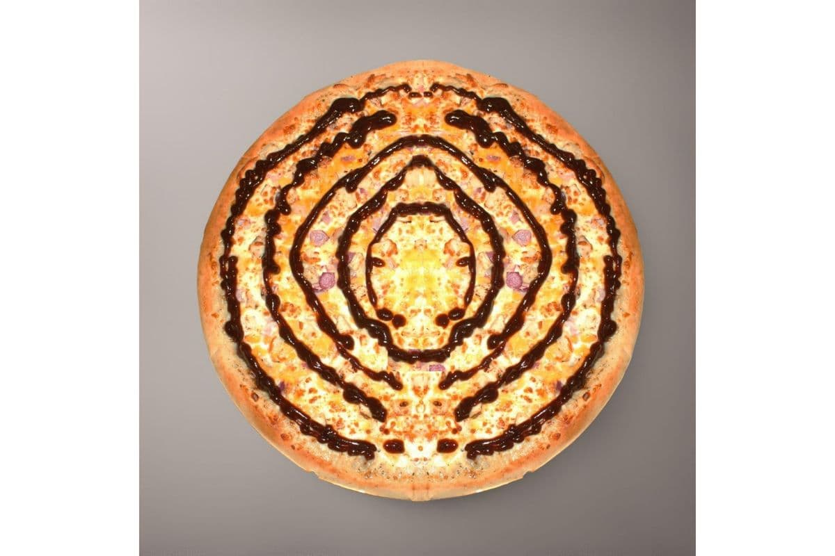 12" Medium BBQ Chicken Pizza