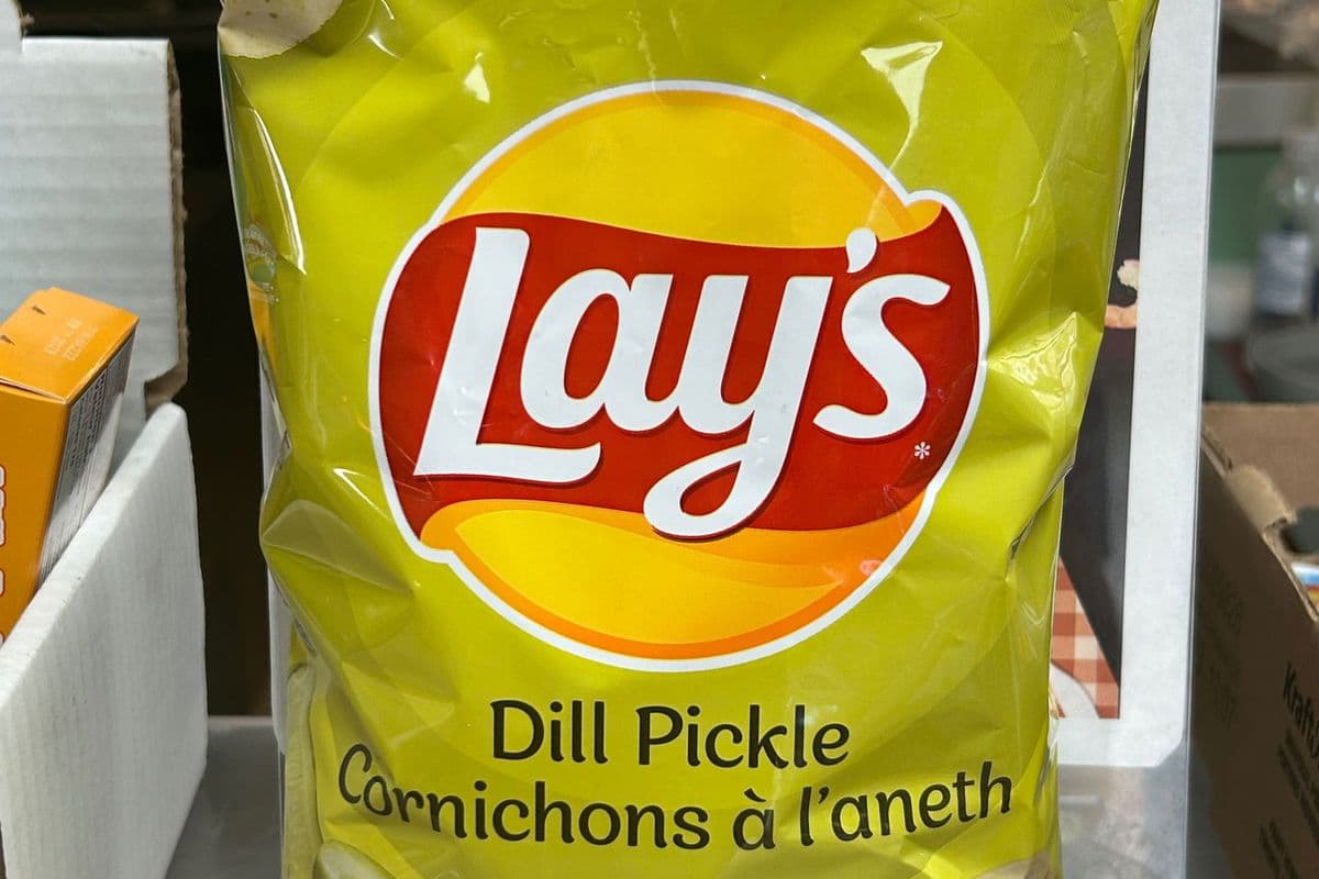 Lays dill pickle