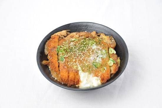 D5. Katsu Don / 炸猪扒蛋饭