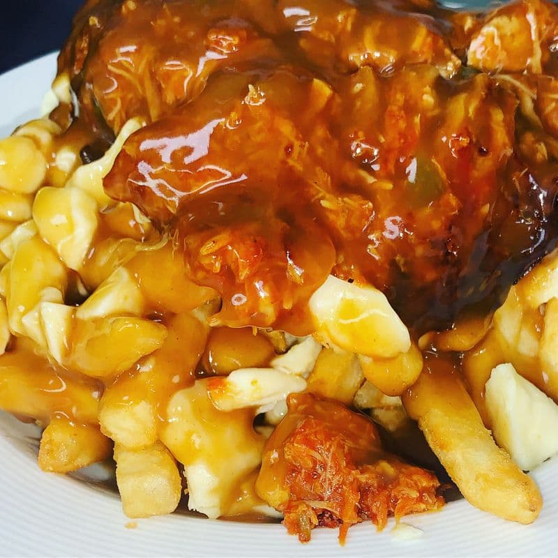 Poutine au porc effiloché / Pulled Pork Poutine