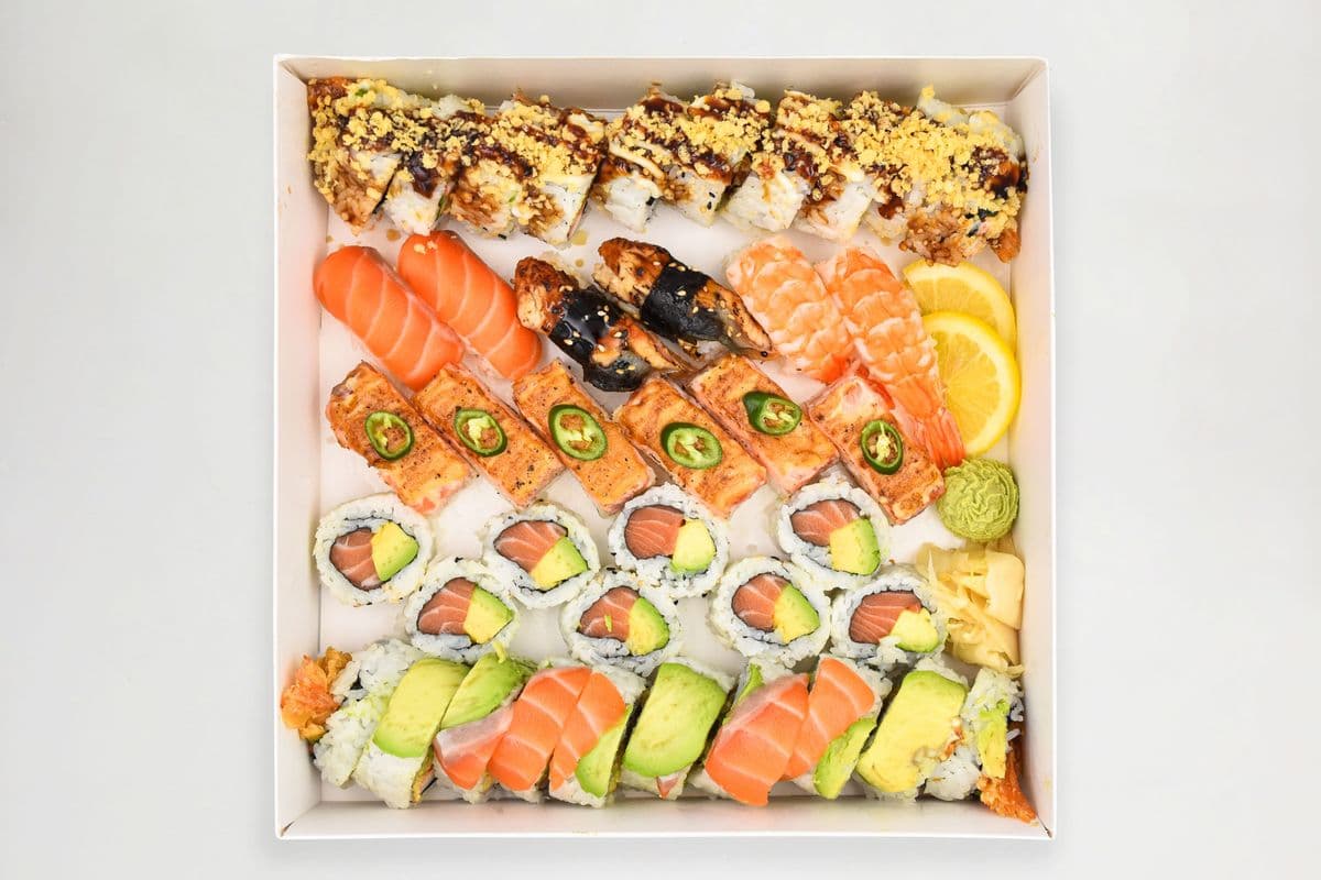 Harmony Roll Sushi Platter