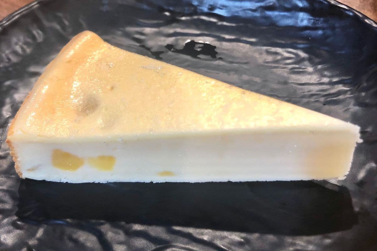 Mango cheesecake