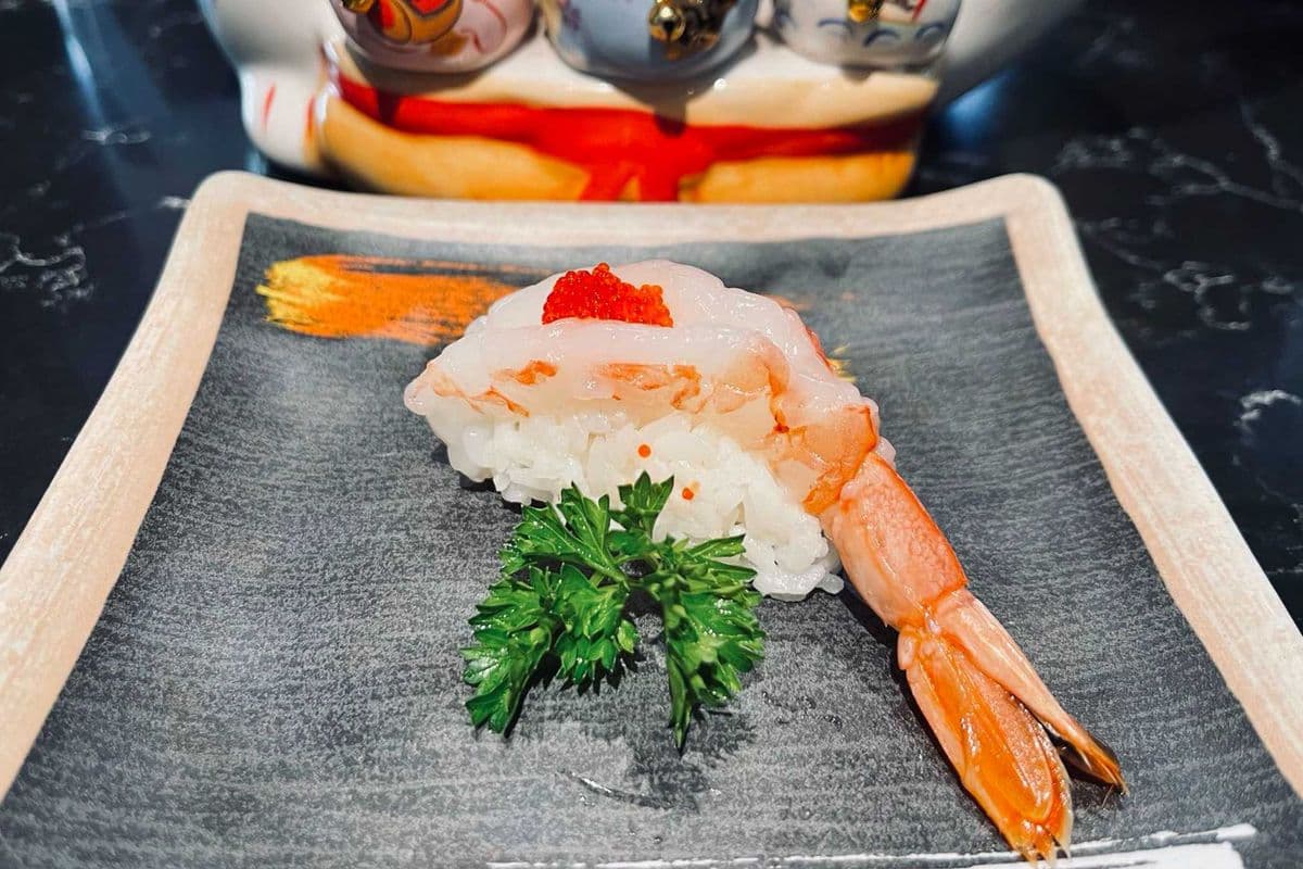 Amaebi Sushi (2 pcs)