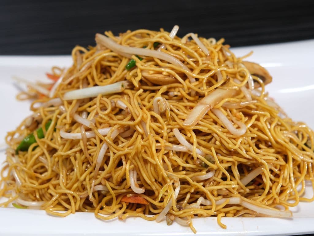Garlic Lo Mein Noodles w/ Mushroom (蒜面) (素)