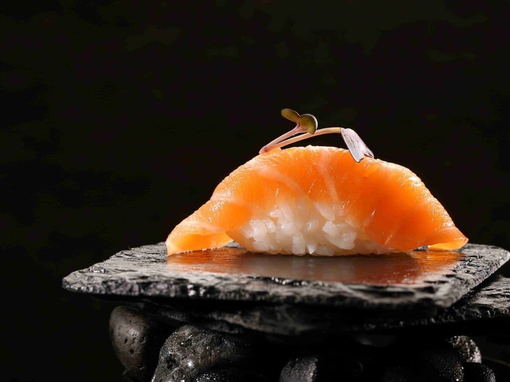 Salmon Sushi [3PC]