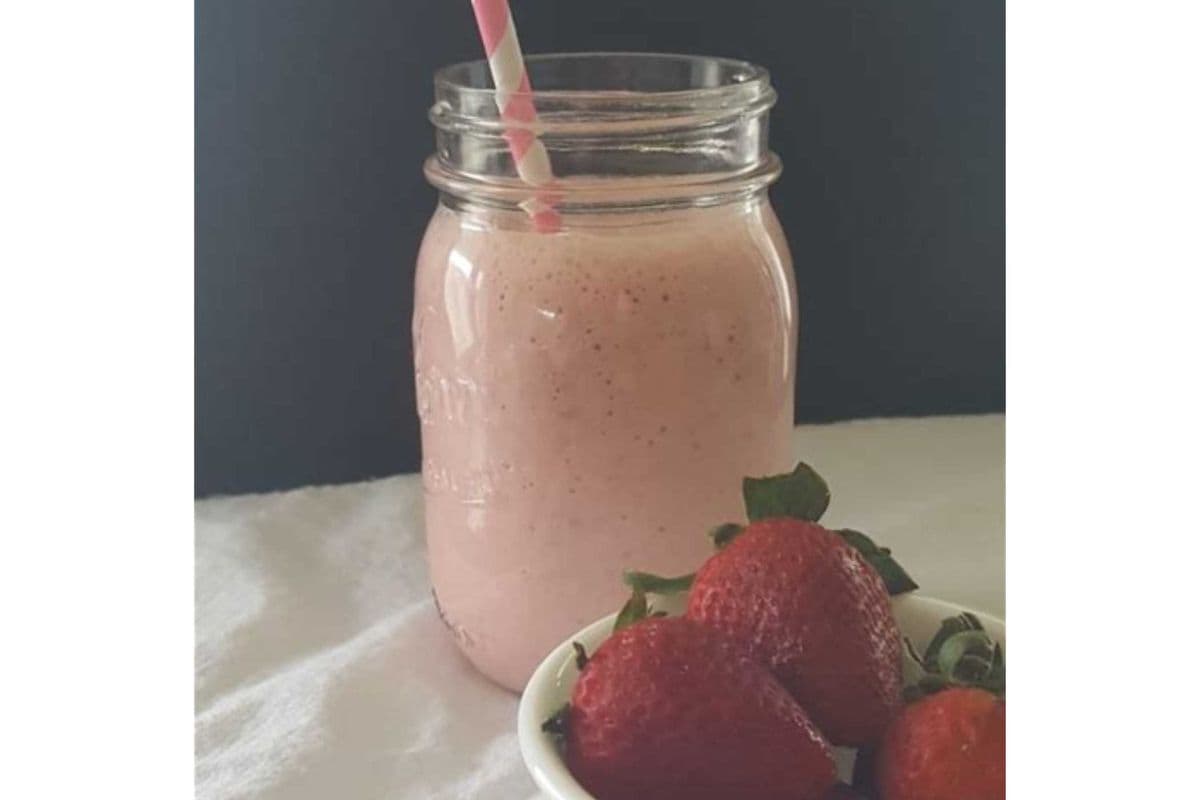 Strawberry Lassi