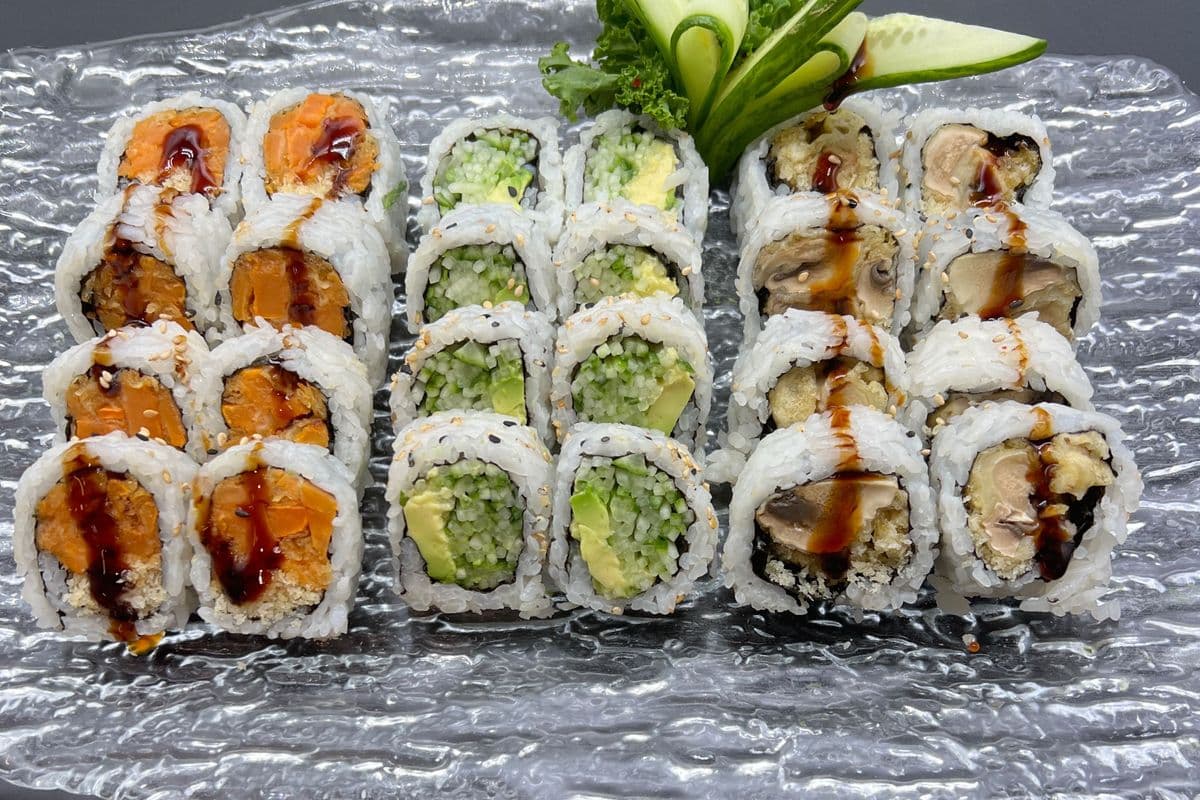 B05. Vegetarian Maki Set (24pcs)
