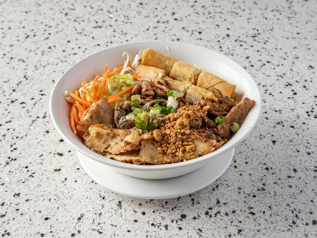 30B. Charbroiled Beef, Chicken, Pork & Spring Rolls On Vermicelli