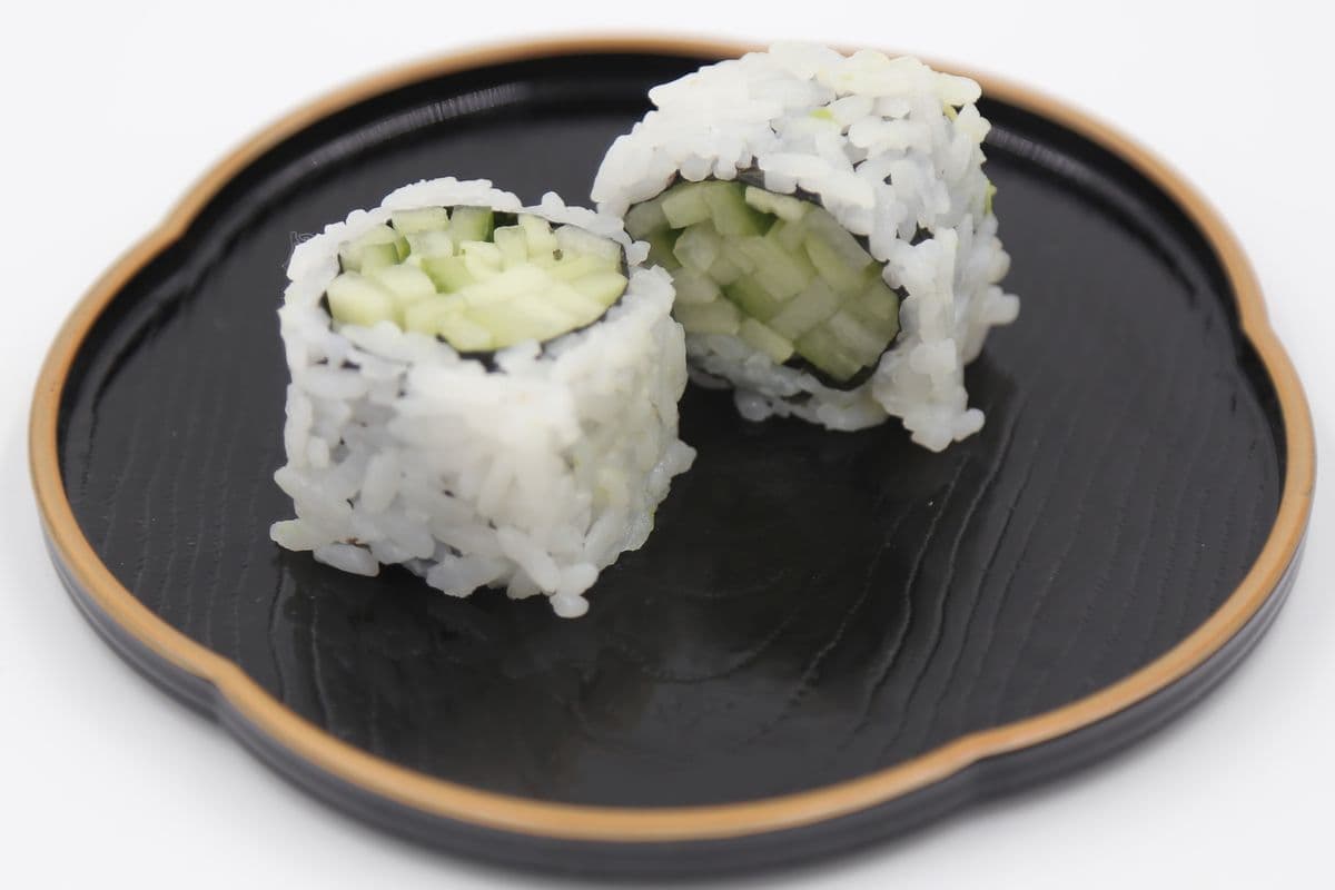 Cucumber Roll (8pcs)