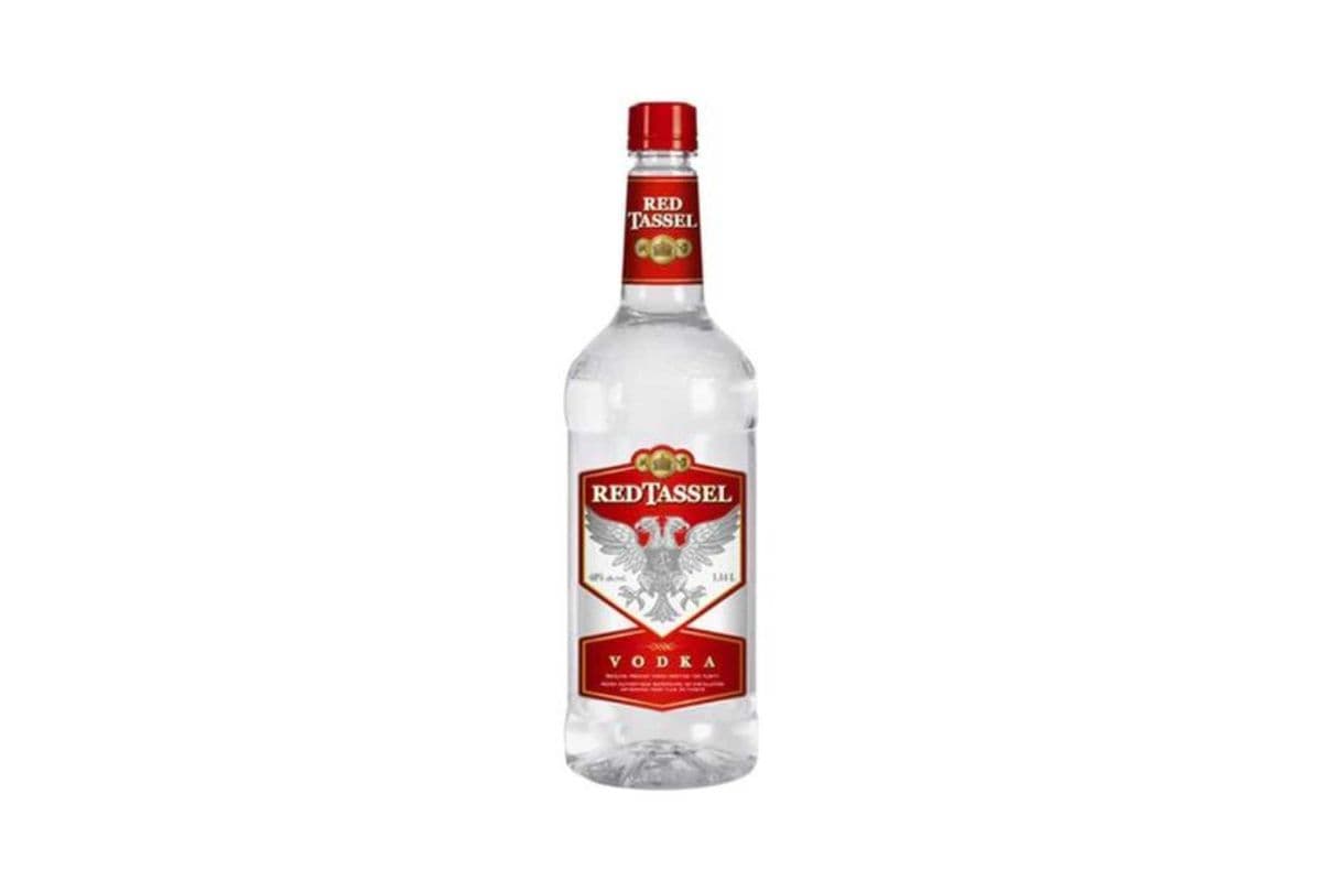 Red Tassel Vodka (1.14L) (1 x 1.14L)
