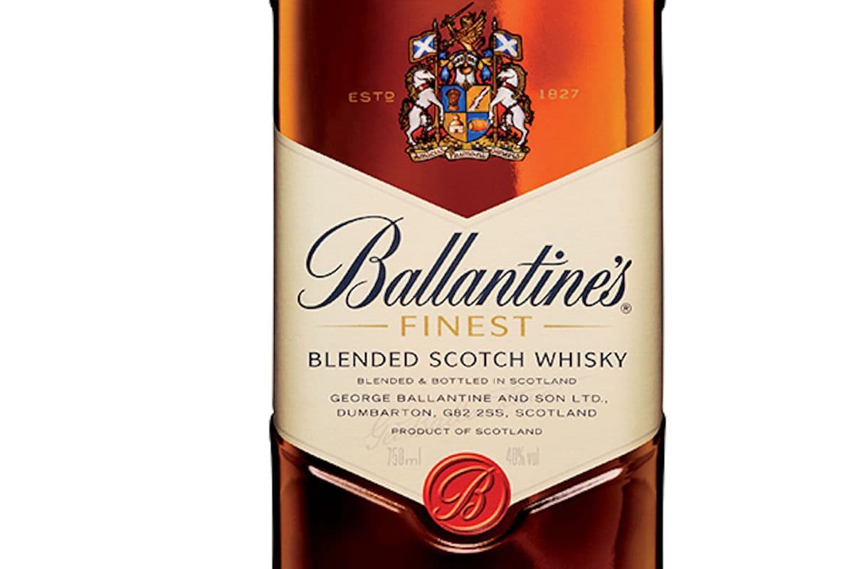 Ballantine's Finest Blended Scotch Whiskey 750ML (1 x 750 ml)