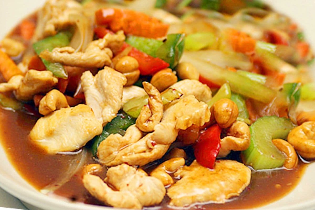 Thai Sauce Stir-Fry with Cashew