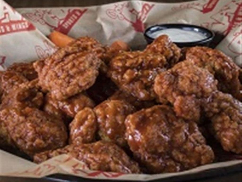 Boneless Wings - Single (8)