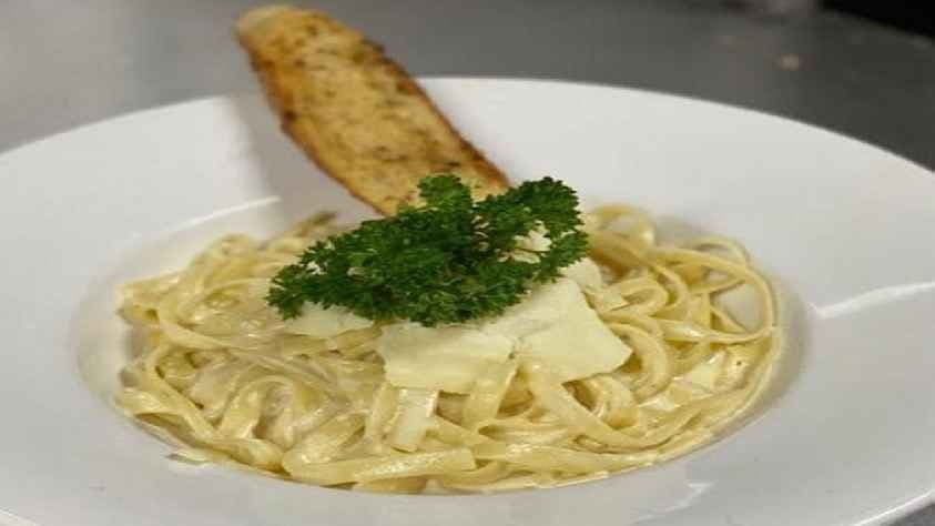 Fresh Fettuccine Alfredo