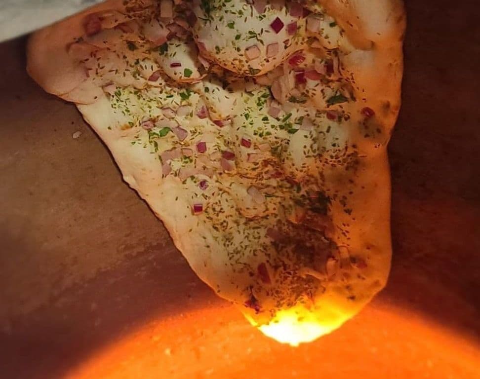 TANDOORI CHEESE STUFFED NAAN