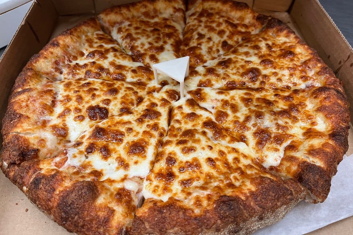 16" Pepperoni Pizza