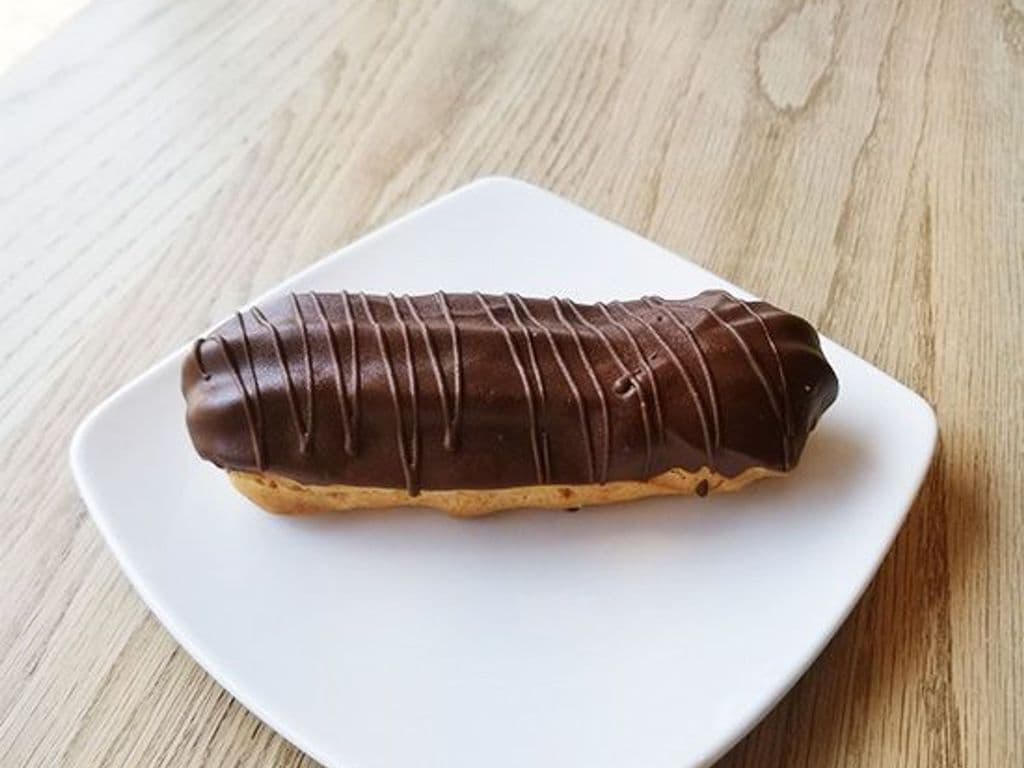 Chocolate Eclair