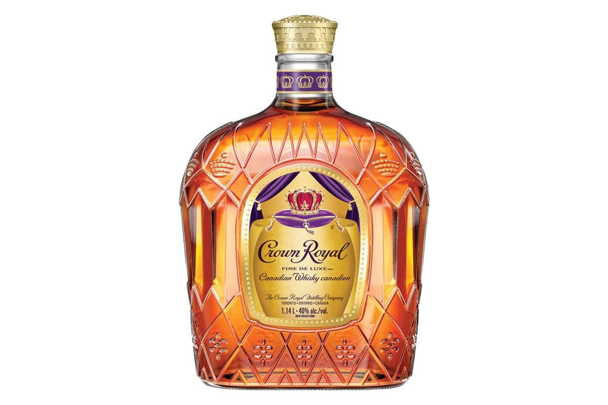 Crown Royal Deluxe Canadian Whiskey 1.14L (1 x 1.14 L)