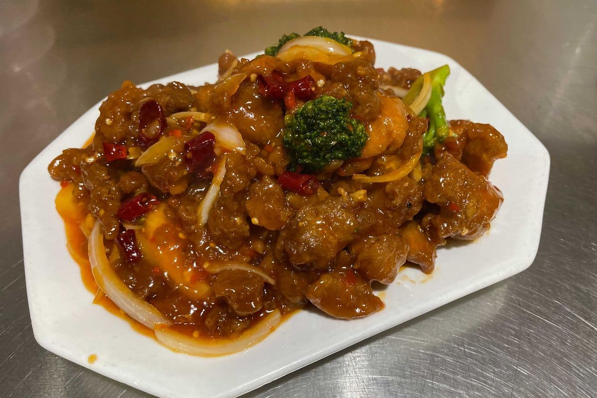 C8. General Tso's Chicken (左中棠鸡)