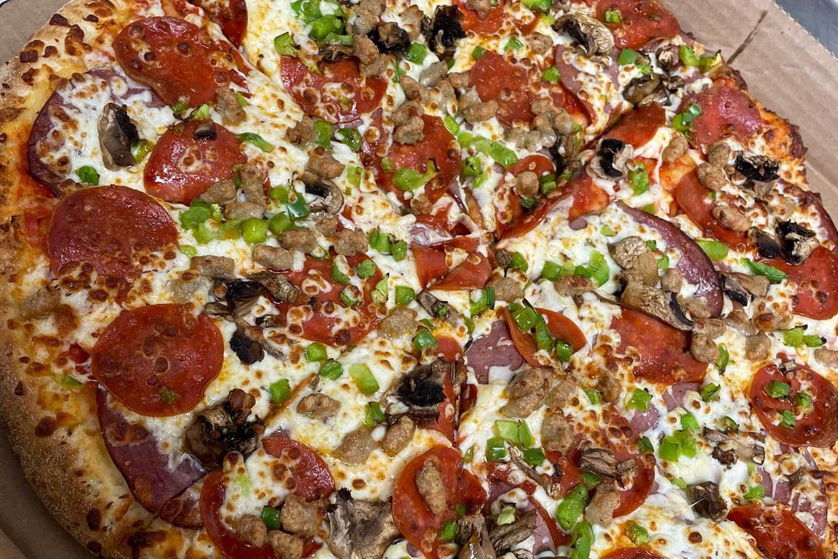 Deluxe Pizza (Small 10")