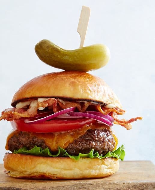 Bayside Harp’s Ultimate Burger (1/2 lb)