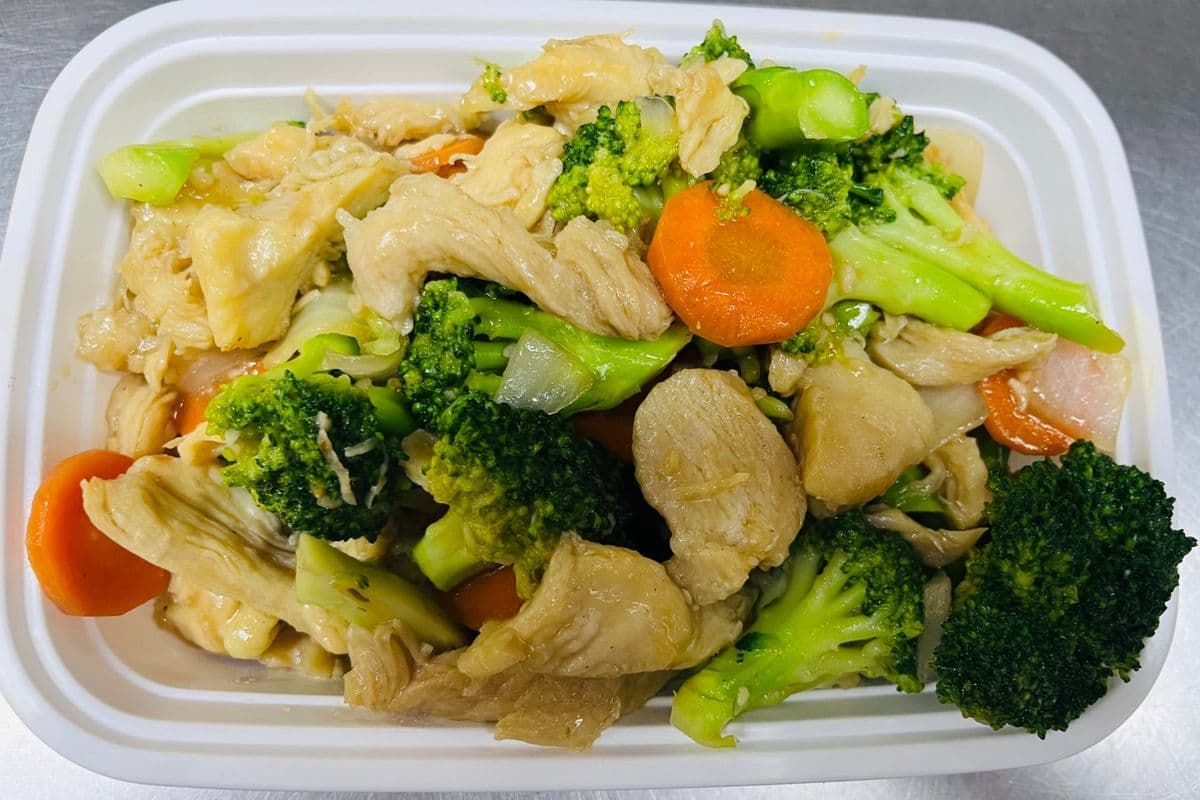 Chicken with Broccoli
