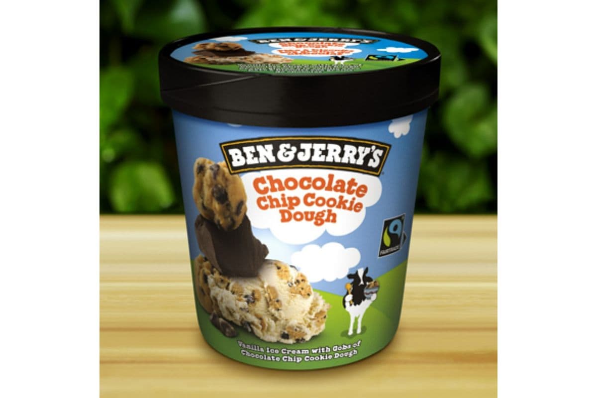 Ben and Jerry's Chocolate Chip Cookie Dough Ice Cream (473 ml)