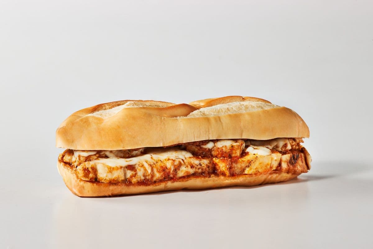 Sandwich au poulet marinara / Chicken Marinara Sandwich