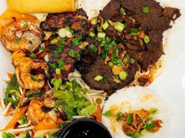 C6-COMBO BOEUF-POULET-CREVETTES