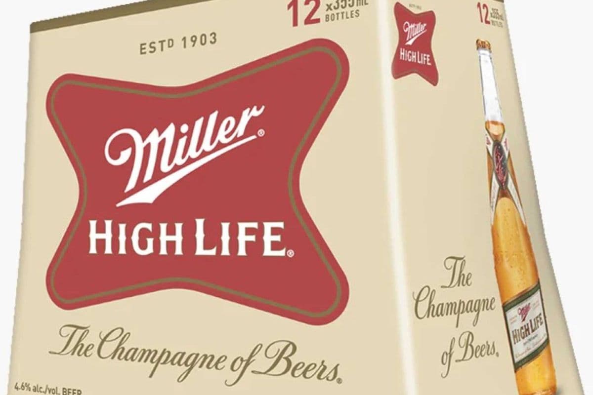 MILLER HIGH LIFE (12 x 355ml Bottle)