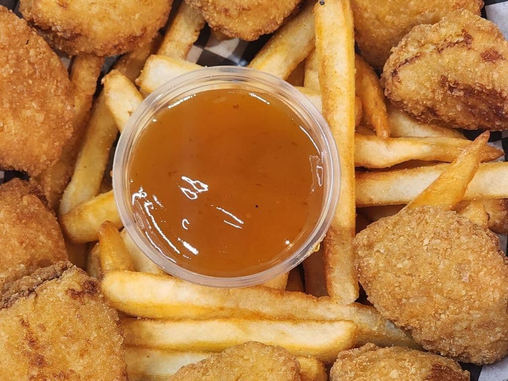 5pc Chicken Nuggets & Fries