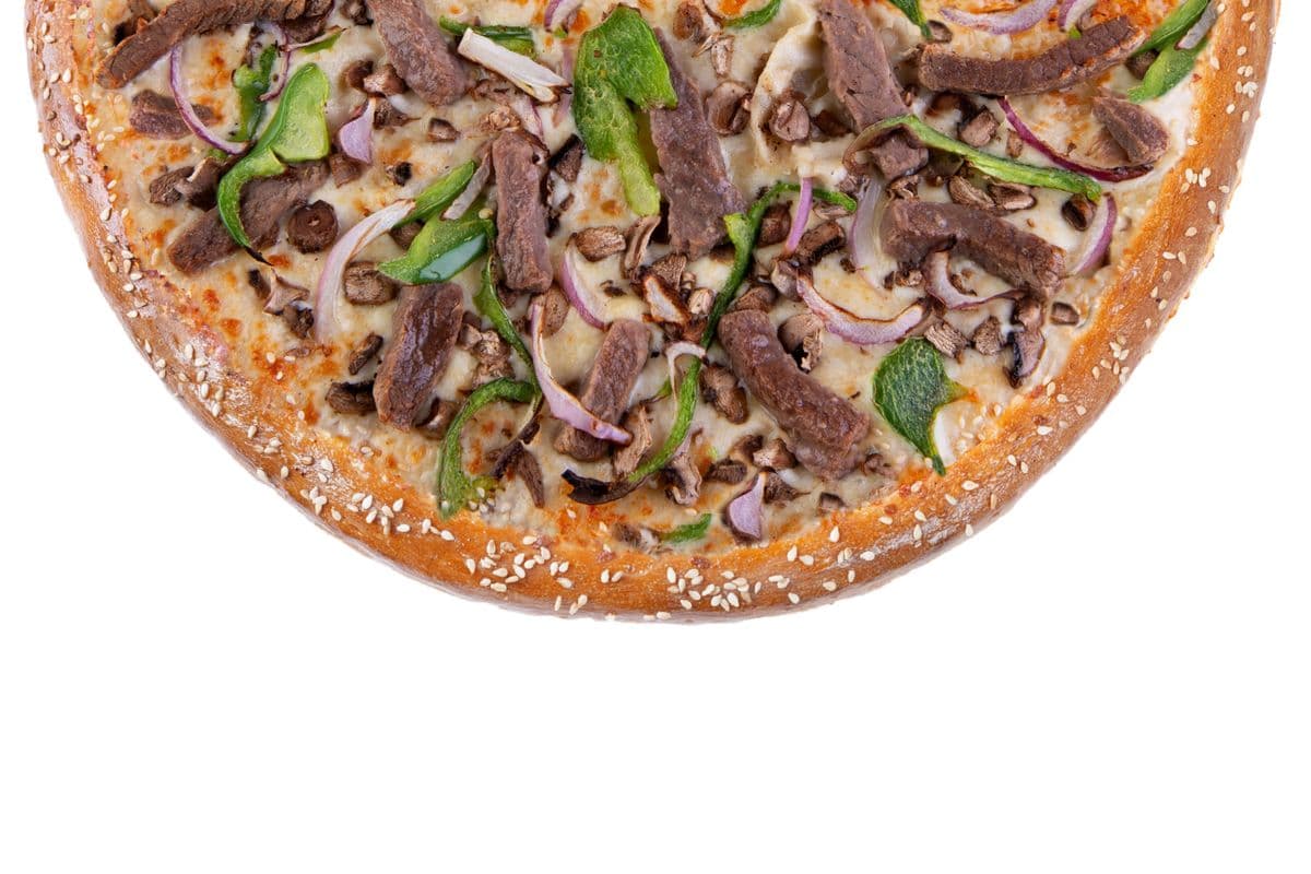 Large Alfredo Steak Pizza