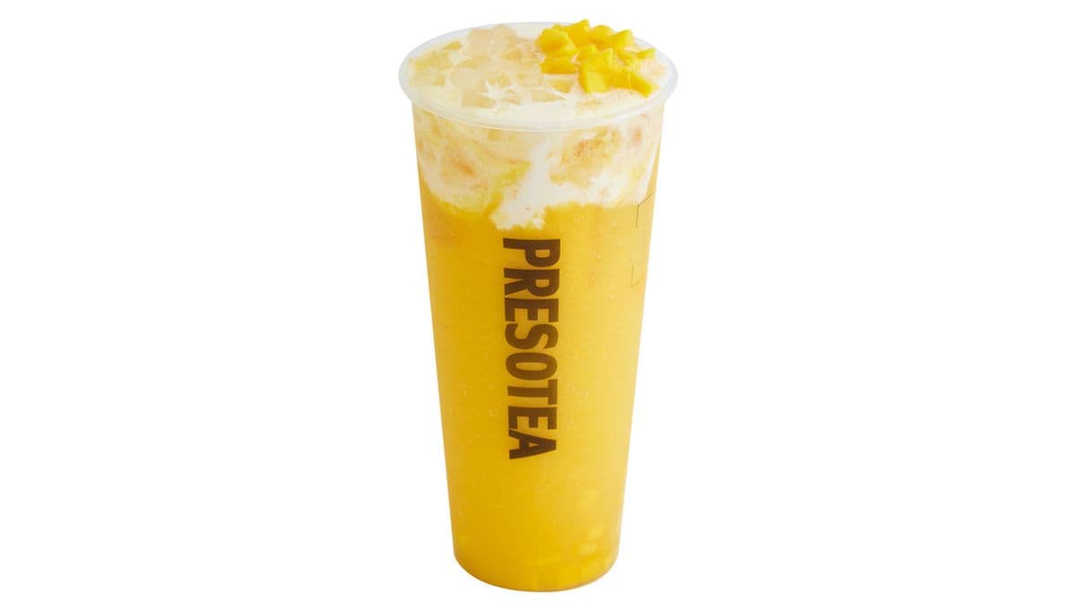 Fresh Mango Coconut Slush with Aloe Vera / Frappé glacé mangue fraîche, avec lait de coco et aloès