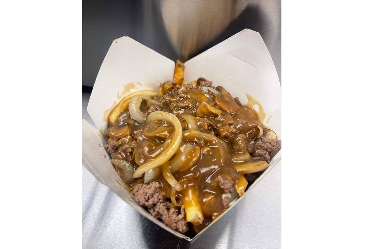 Sals"Barrie" Poutine