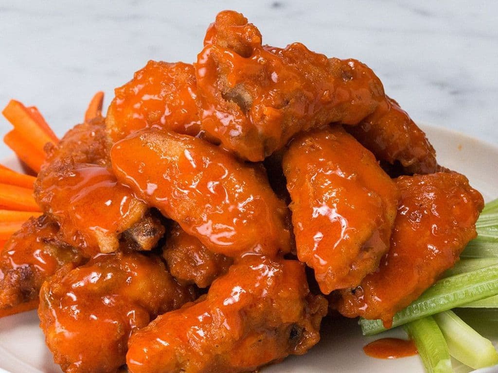 Buffalo chicken wings (8pcs)