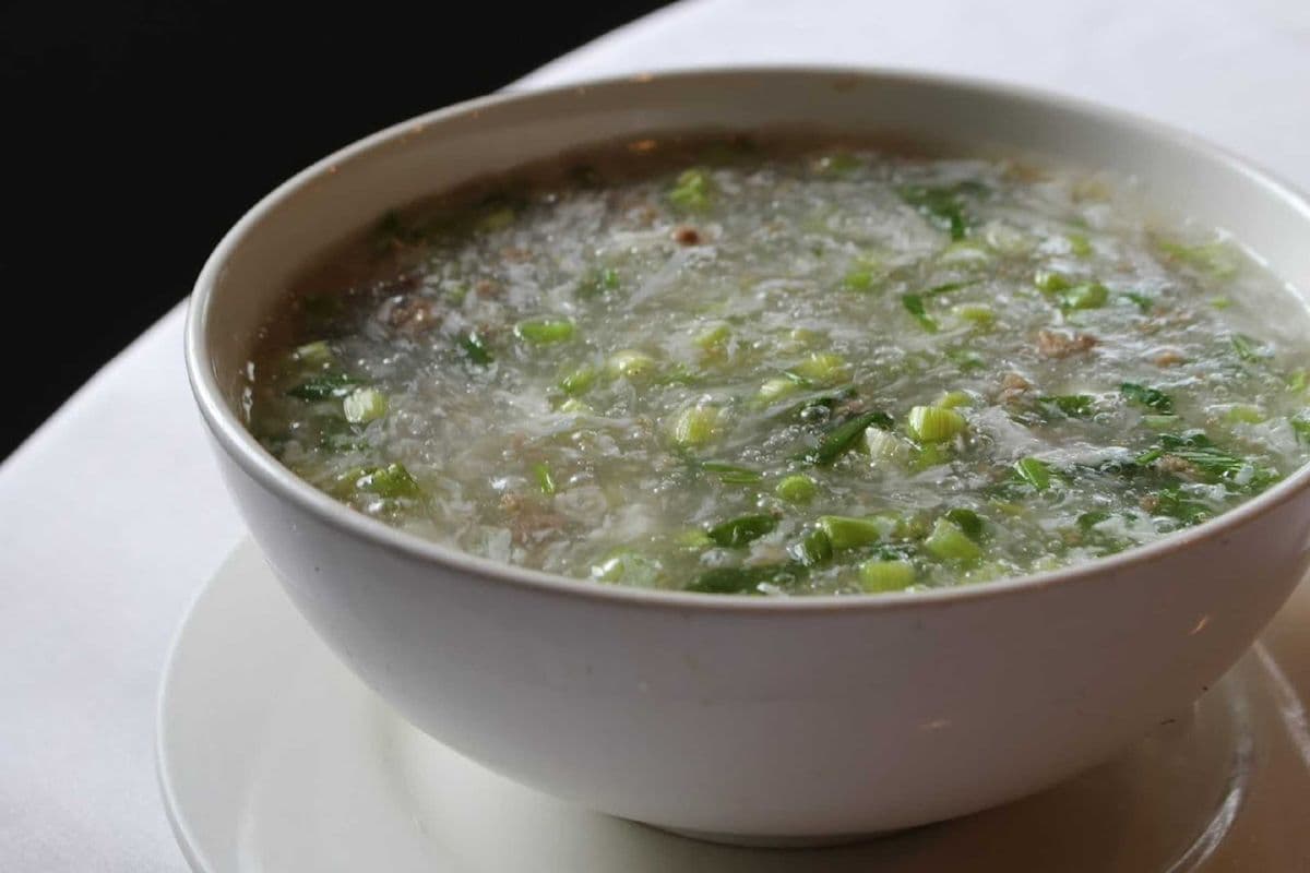 Minced Beef and Egg White Swirl Soup