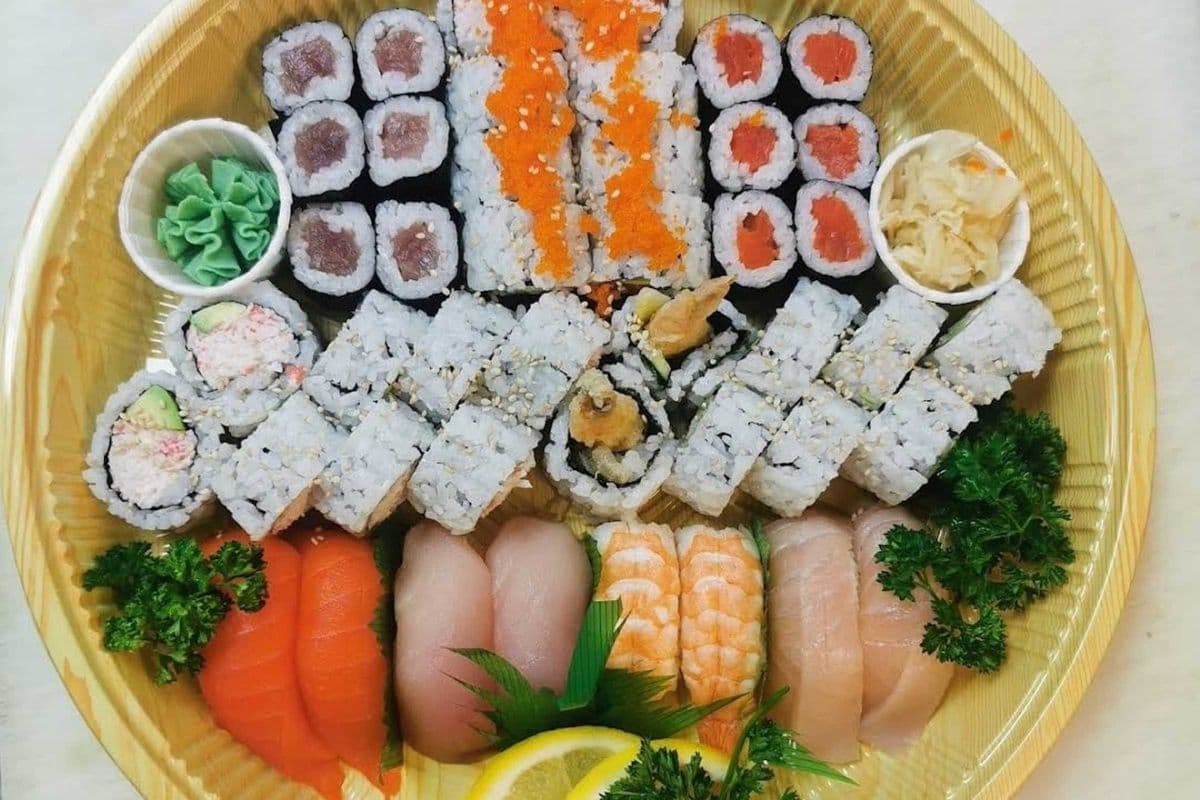 Party Tray A (44 pcs)